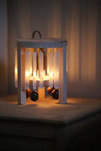 Staande lamp; koesterend licht 'Overgave'