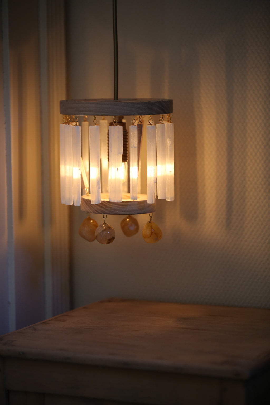 Hanglamp; neerdalend licht 'Helen'