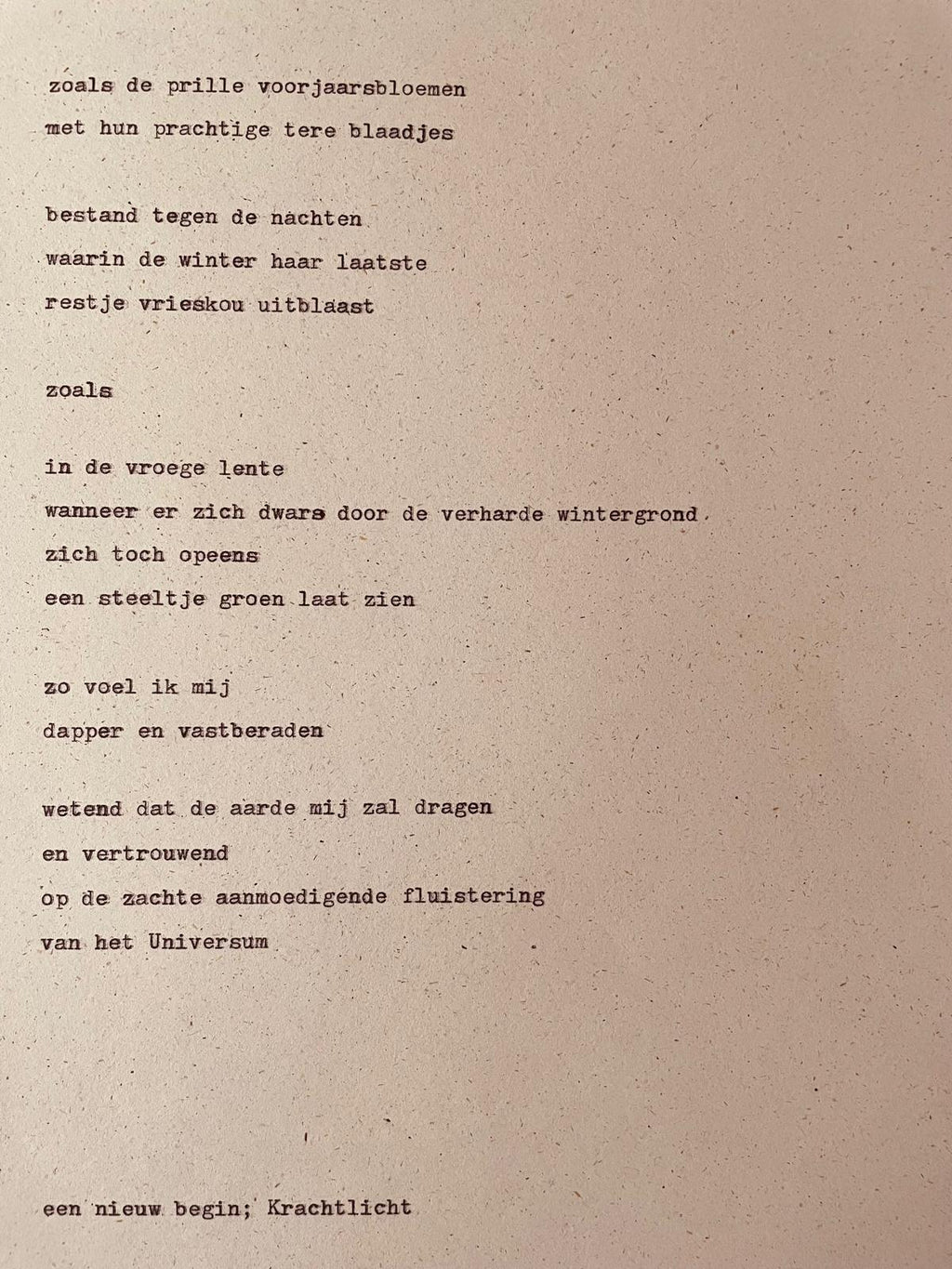 Hanglamp; neerdalend licht 'Een Nieuw Begin'